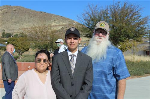 Kemp Fairbanks (middle) with his parents Moncia and Kemp Sr. Kemp Fairbanks (middle) with his parents Moncia and Kemp Sr.